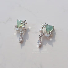 Load image into Gallery viewer, Mint Dew Earrings