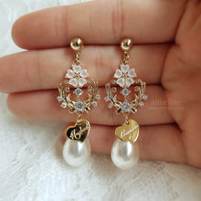 Load image into Gallery viewer, Marry Me Earrings (Yukika Earrings)