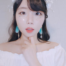 Load image into Gallery viewer, Tinkerbell Earrings (Han Hyojoo Earrings)