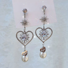 Load image into Gallery viewer, Stellar Queen Earrings (Bravegirls Yoojung, Bravegirls Eunji, Apink Chorong Earrings)