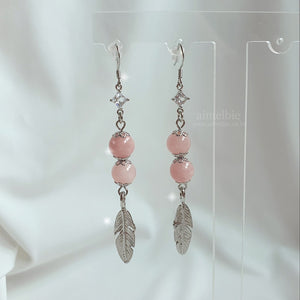 Rosy Feather Earrings (fromis_9 Jiwon, LOONA Olivia Hye Earrings)