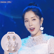 Load image into Gallery viewer, Twin Angels Earrings