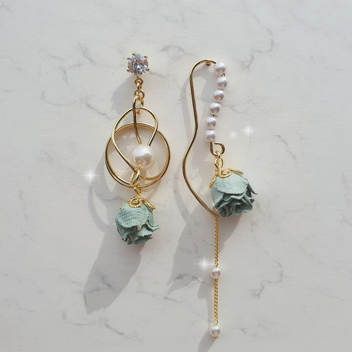 Rustic Mint Flower Earrings
