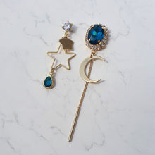 Load image into Gallery viewer, Blue and Gold Moon Earrings