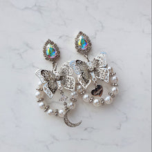 Load image into Gallery viewer, Queen Butterfly Earrings