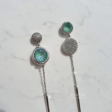 Load image into Gallery viewer, Modern Crystal Earrings - Silky Sage Color. (Gfriend Yerin Earrings)