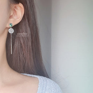 Modern Crystal Earrings - Silky Sage Color. (Gfriend Yerin Earrings)