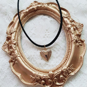 Vintage Heart Locket Choker (Bae Suzy from 'Doona!', IVE Yujin choker)