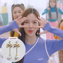 Load image into Gallery viewer, There&#39;s a Kitty Earrings (Weeekly Sujin, Weki Mei Sei Earrings)