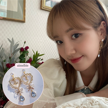 Load image into Gallery viewer, Fairy Hearts Earrings - Light Sapphire ver. (Cherrybullet Hyeyoon Earrings)