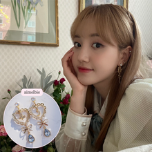 Load image into Gallery viewer, Fairy Hearts Earrings - Light Sapphire ver. (Cherrybullet Hyeyoon Earrings)