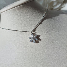 Load image into Gallery viewer, Diamond Petals Semi-Choker Necklace - Silver