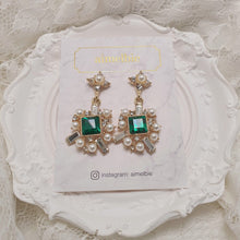 Load image into Gallery viewer, Emerald Royal Party Earrings