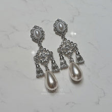 Load image into Gallery viewer, Rococo Chandelier Earrings - Silver (Twice Tzuyu Earrings)