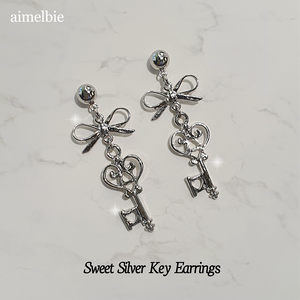 Sweet Silver Key Earrings (LOONA Heejin, Billlie Haruna Earrings)