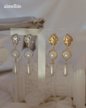 Load image into Gallery viewer, Aphrodite Series - The Elegance Earrings (Gold ver.)